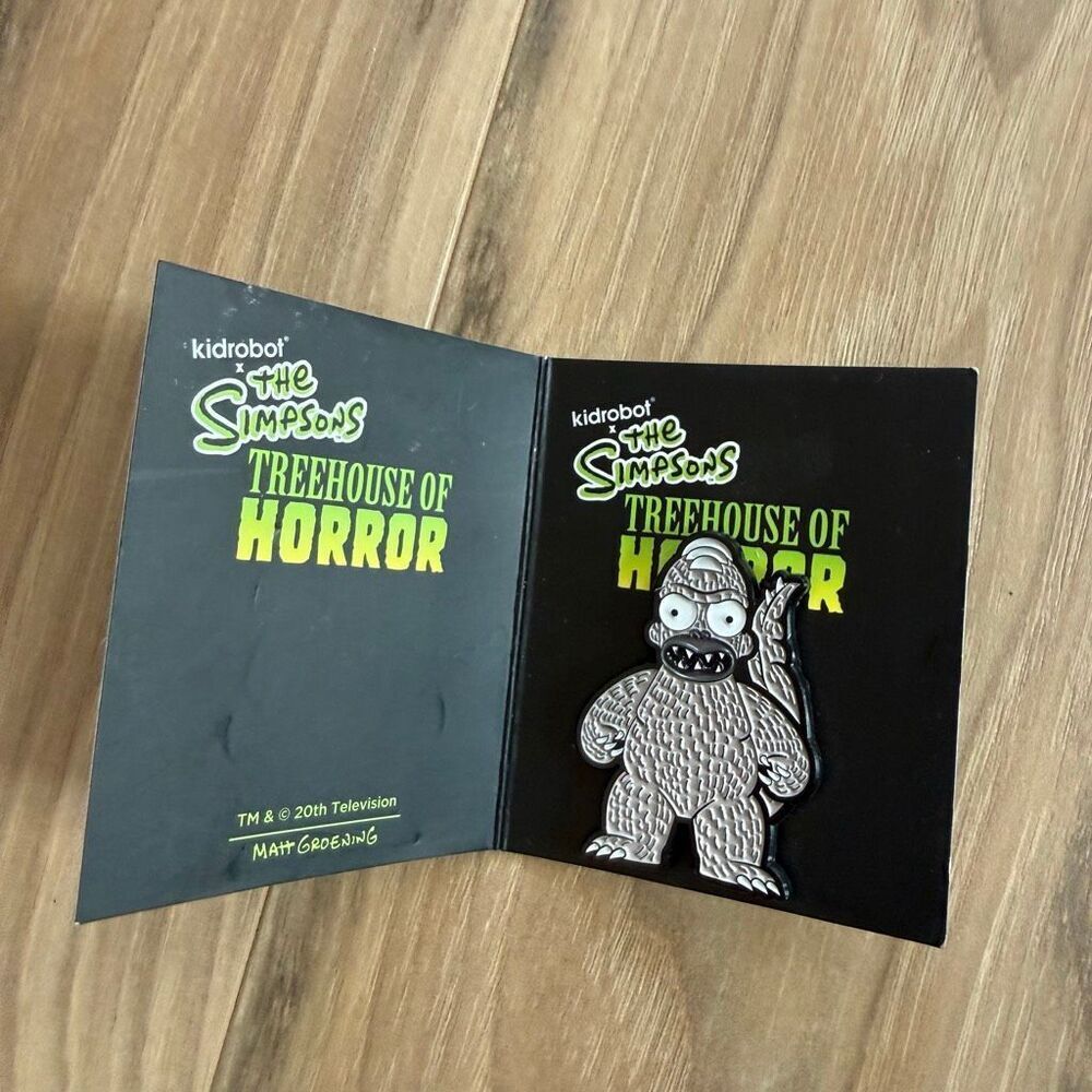 Kidrobot x The Simpsons  “Treehouse of Horror” Homerzilla Enamel Pin Creepy